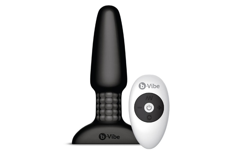 Чёрная вибровтулка с ротацией шариков RIMMING REMOTE CONTROL PLUG BLACK - 15,2 см.