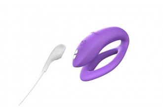 Фиолетовый вибратор для пар We-Vibe Sync O
