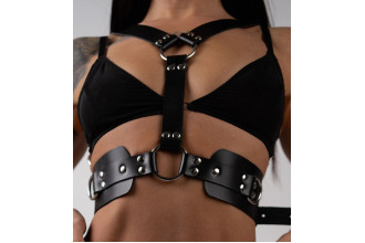 Черная кожаная двусторонняя портупея