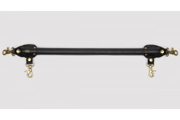 Черная распорка для ног Bound to You Faux Leather Spreader Bar - 50,8 см.