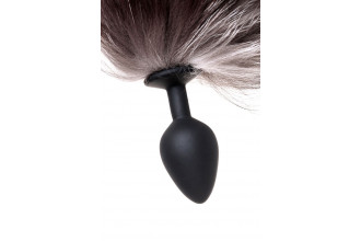 Черная анальная втулка с хвостом чернобурой лисы - размер М