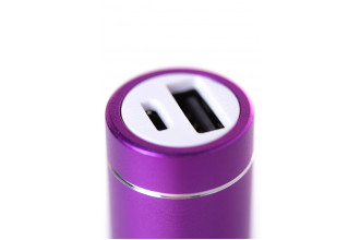 Портативное зарядное устройство A-toys 2400 mAh microUSB