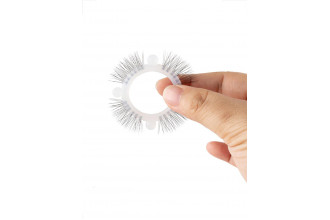 Эластичное кольцо с «ресничками» и 4 шариками