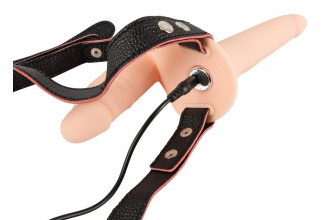Телесный двойной вибрострапон с вибрацией Vibrating Double Strap-On - 15 см. Телесный двойной вибрострапон с вибрацией Vibrating Double Strap-On - 15 см.