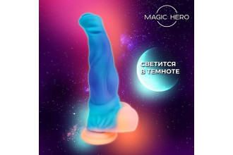 Светящийся в темноте фантаийный фаллоимитатор - 21,5 см.