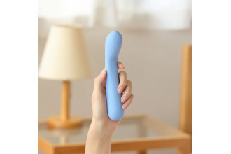 Голубой вибратор Iroha Mai Ruri - 17,4 см. Голубой вибратор Iroha Mai Ruri - 17,4 см.