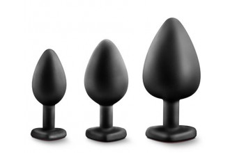 Набор черных анальных пробок с красным кристаллом-сердечком Bling Plugs Training Kit Набор черных анальных пробок с красным кристаллом-сердечком Bling Plugs Training Kit