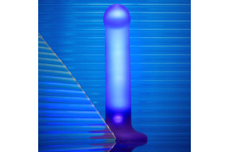 Светящийся фаллоимитатор Strap-on-me Glow-Led Dildo - size M