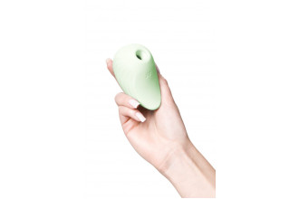 Салатовый вакуум-волновой стимулятор клитора Satisfyer Pearl Diver