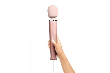 Проводной жезловый вибромассажер Le Wand Powerful Plug-In Vibrating Massger - 34 см.