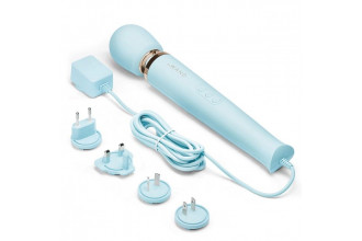 Голубой проводной вибромассажер Le Wand Sky Blue с 10 скоростями