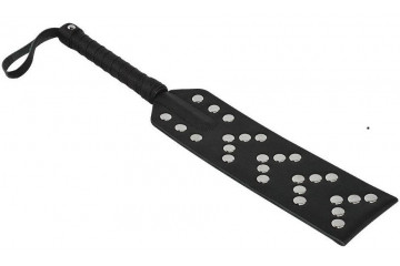 Черная шлепалка с серебристыми клепками - 34 см.