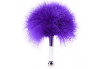 Фиолетовая пуховая щекоталка - 13 см.