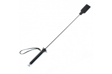 Чёрный кожаный стек с прямоугольным шлепком - 64 см.