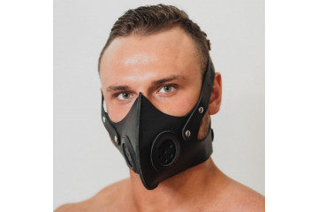 Черная кожаная маска «Сталкер»