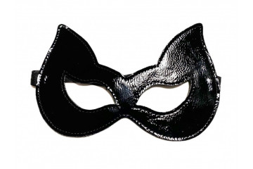 Черная лаковая маска с ушками из эко-кожи