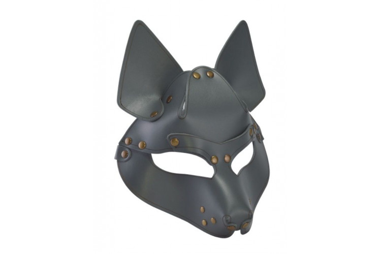 Серая маска Wolf с клепками