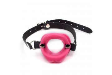 Розовый кляп-ротик на черных регулируемых ремешках