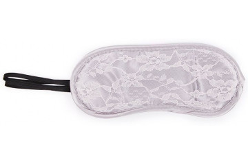 Серая кружевная маска на резиночке