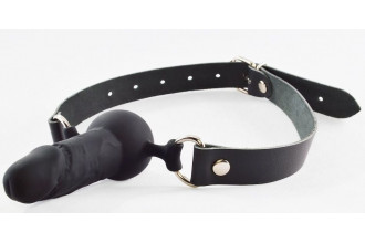 Черный кляп-шар с фаллосом на регулируемых ремешках