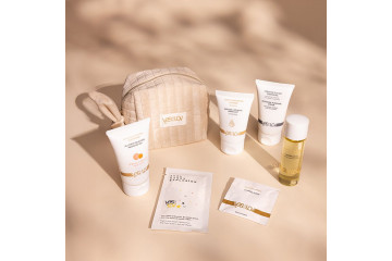 Набор YESforLOV La Trousse Enchantée в бежевой косметичке