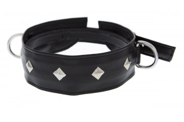 Полиуретановый ошейник с пуклями и D-кольцами Collar with Studs