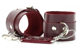 Бордовые оковы на ноги Shackles Of The Maroon