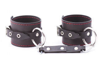 БДСМ-комплект: большая распорка и оковы