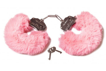 Розовые наручники с пушистым мехом и ключиками