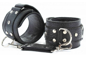 Черные кожаные оковы на липучке
