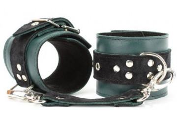 Изумрудные оковы Emerald Shackles