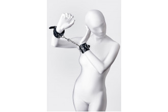 Черные наручники Anonymo на сцепке