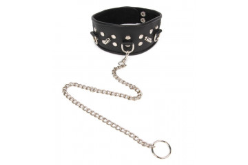 Черный ошейник с шипами и металлическим поводком-цепочкой