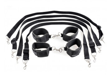 Набор для бондажа Cuff And Tether Set