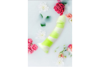 Желтый фаллоимитатор Gabriel - 18 см. Желтый фаллоимитатор Gabriel - 18 см.