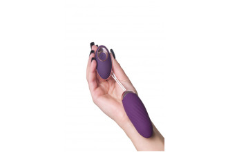 Фиолетовое виброяйцо с имитацией фрикций Bumpy