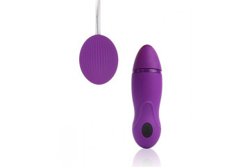 Фиолетовое виброяйцо Cosmo с пультом управления вибрацией